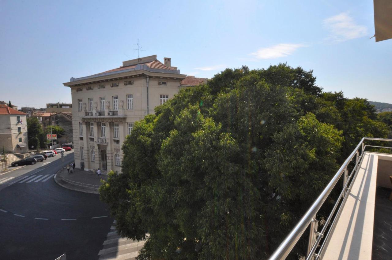Fortuna Luxury Rooms 1 Split Exteriör bild