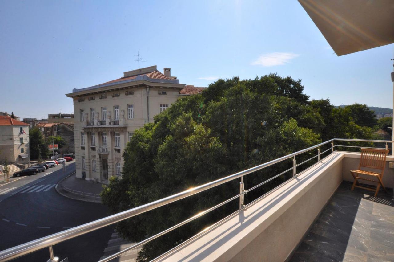 Fortuna Luxury Rooms 1 Split Exteriör bild