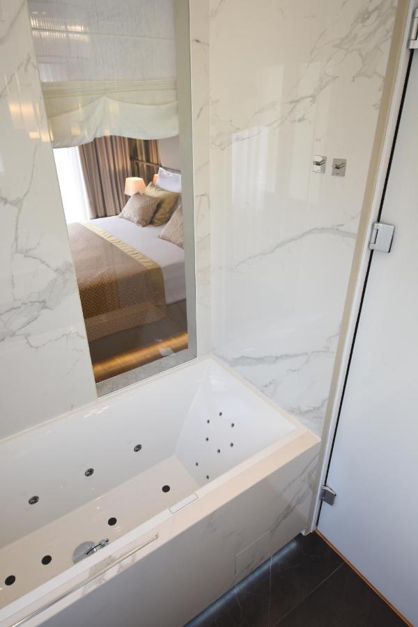 Fortuna Luxury Rooms 1 Split Exteriör bild