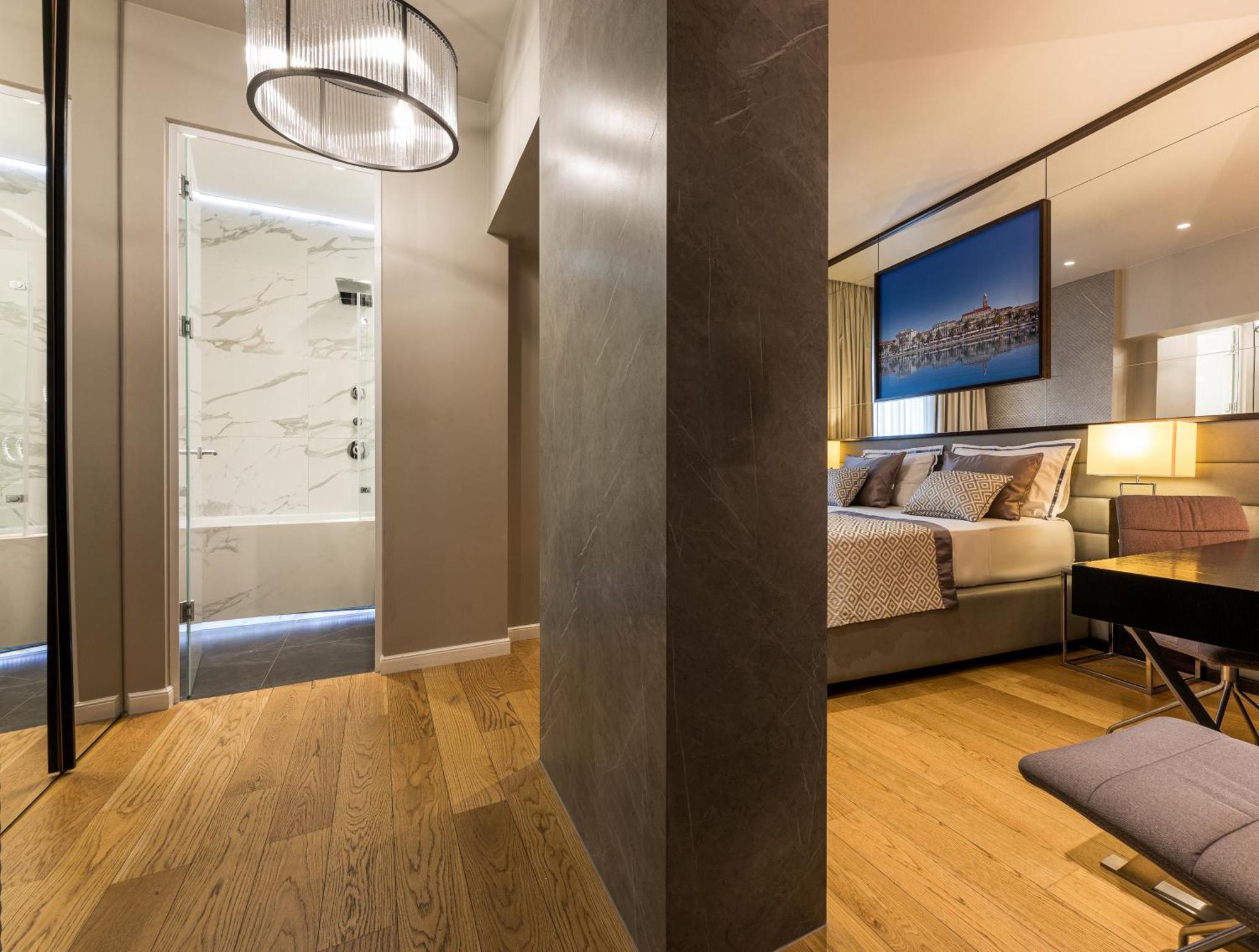 Fortuna Luxury Rooms 1 Split Exteriör bild