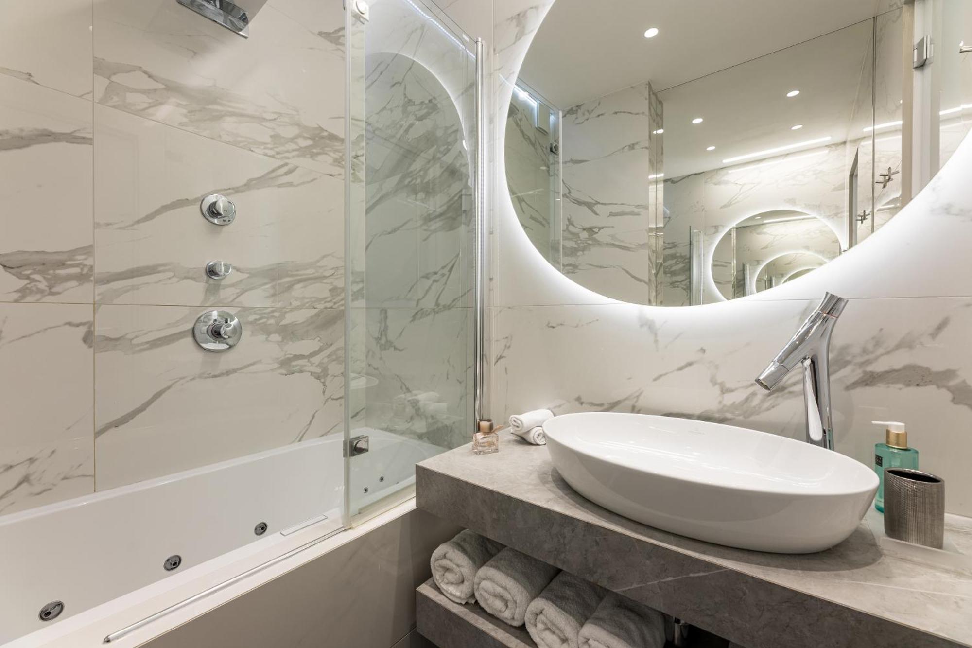 Fortuna Luxury Rooms 1 Split Exteriör bild