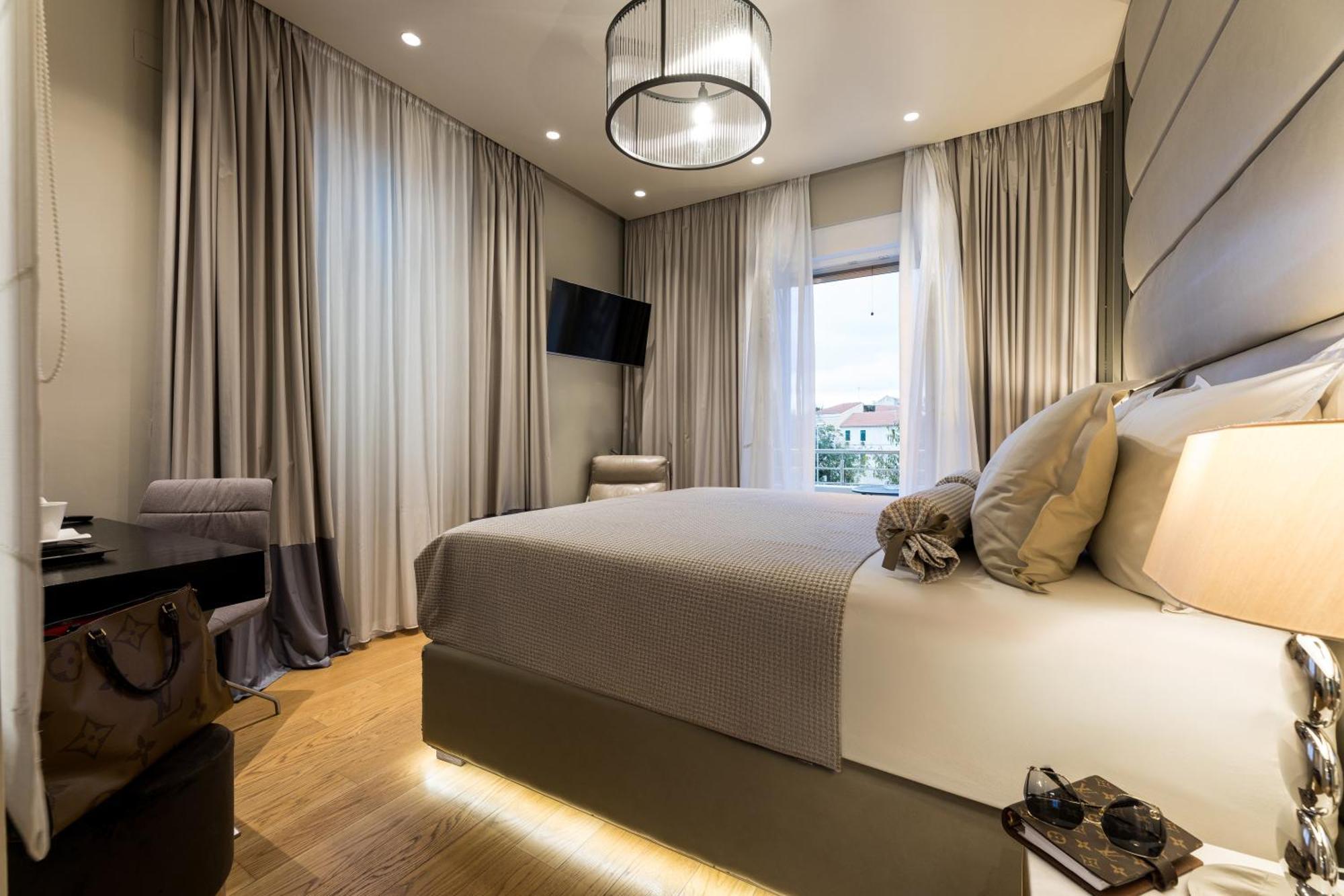 Fortuna Luxury Rooms 1 Split Exteriör bild